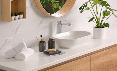 Le bambou dans la salle de bains : astuces pour une décoration naturelle et fonctionnelle